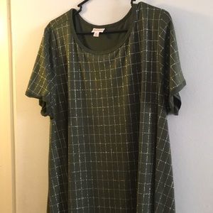 Lularoe elegant Carly.